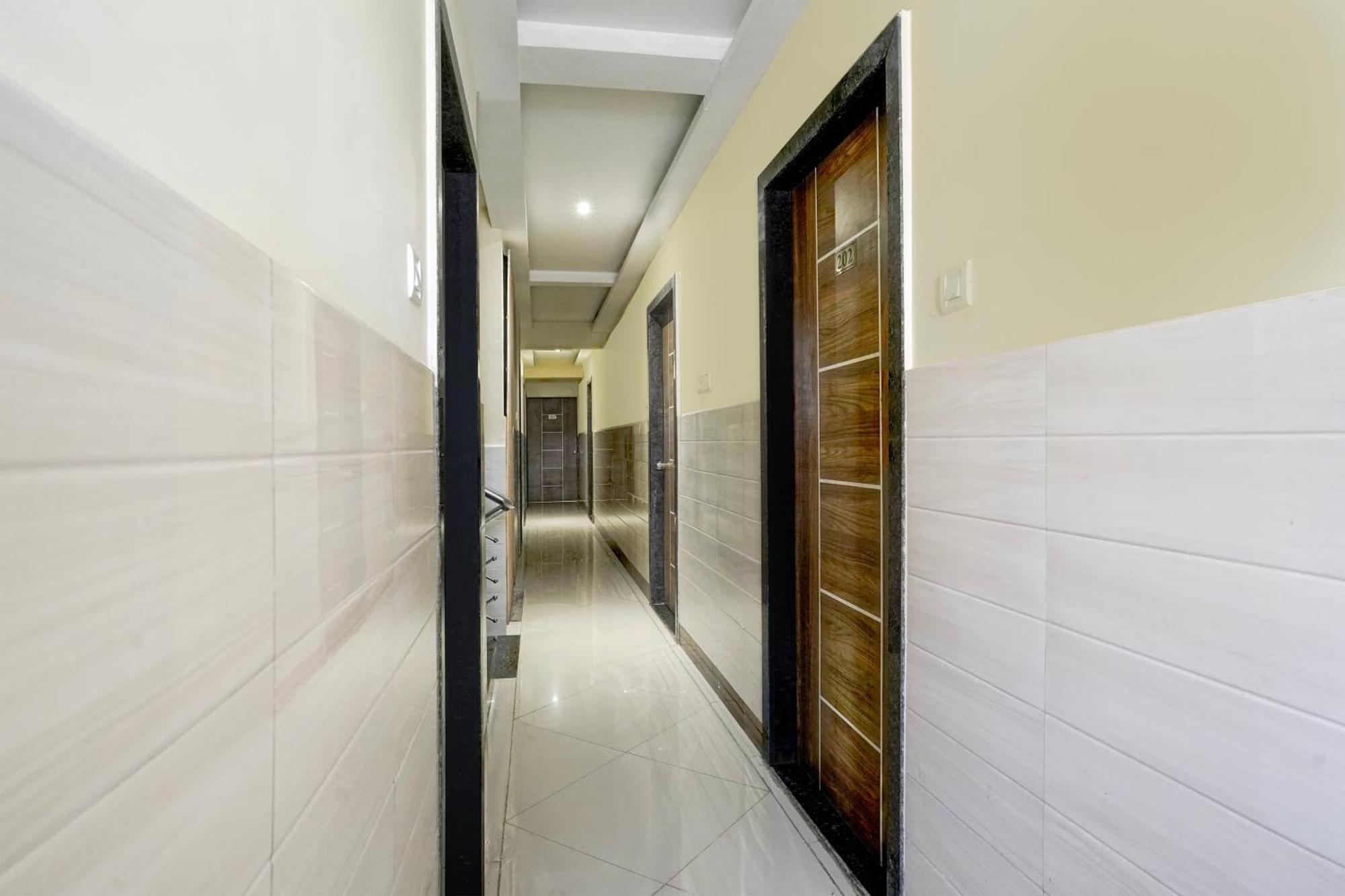 Super Hotel O Chhatrapati Nagar Ширди Екстериор снимка