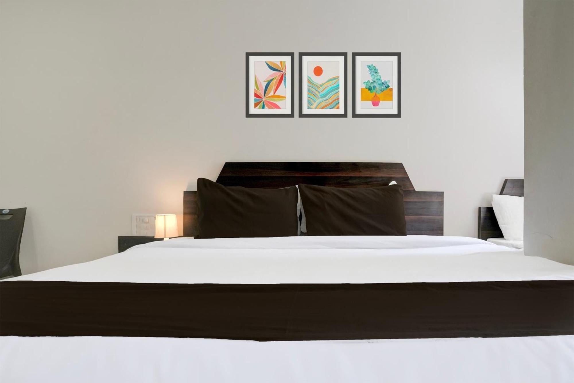 Super Hotel O Chhatrapati Nagar Ширди Екстериор снимка